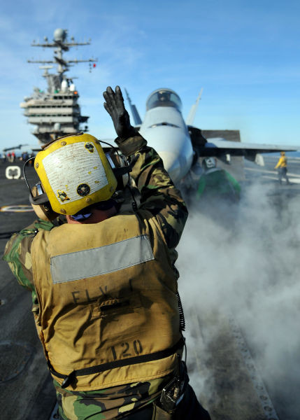 Máy bay trên tàu sân bay Mỹ. Máy bay trên tàu sân bay Mỹ.