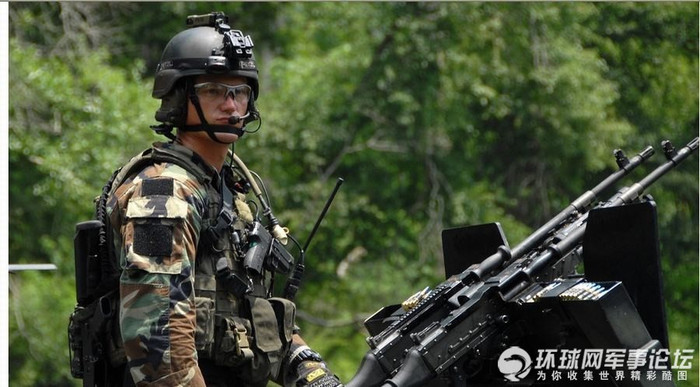 Lực lượng đặc nhiệm đường sông Hải quân Mỹ được trang bị toàn bộ vũ khí hỏa lực mạnh.