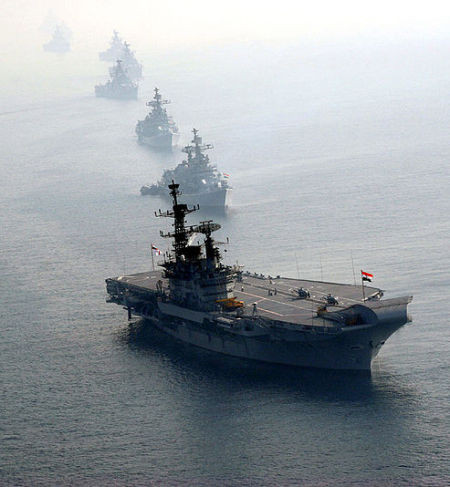 Biên đội tàu sân bay Ấn Độ.