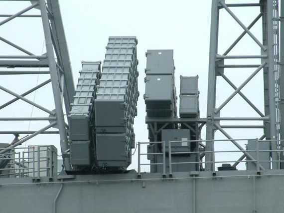 Tàu chiến lớp Thành Công - Hải quân Đài Loan trang bị tên lửa chống hạm Hùng Phong-3. Tàu chiến lớp Thành Công - Hải quân Đài Loan trang bị tên lửa chống hạm Hùng Phong-3.