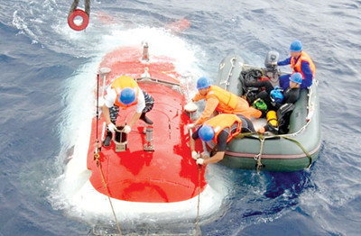 Tàu lặn Giao Long. Ảnh: China Daily Tàu lặn Giao Long. Ảnh: China Daily