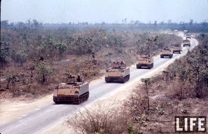 Trung đoàn Kỵ binh bọc thép số 11 của Lục quân Mỹ Trung đoàn Kỵ binh bọc thép số 11 của Lục quân Mỹ