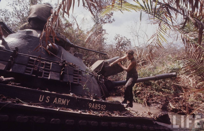 Trung đoàn Kỵ binh bọc thép số 11 của Lục quân Mỹ Trung đoàn Kỵ binh bọc thép số 11 của Lục quân Mỹ