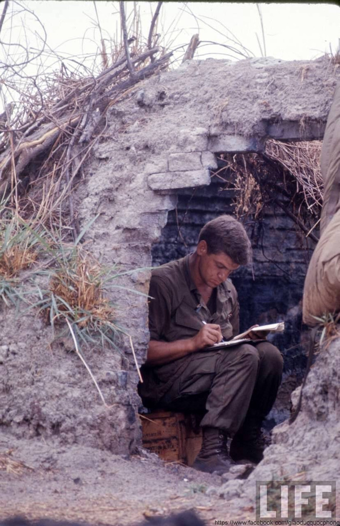 Lính của Trung đoàn Kỵ binh bọc thép số 11 của Lục quân Mỹ Lính của Trung đoàn Kỵ binh bọc thép số 11 của Lục quân Mỹ