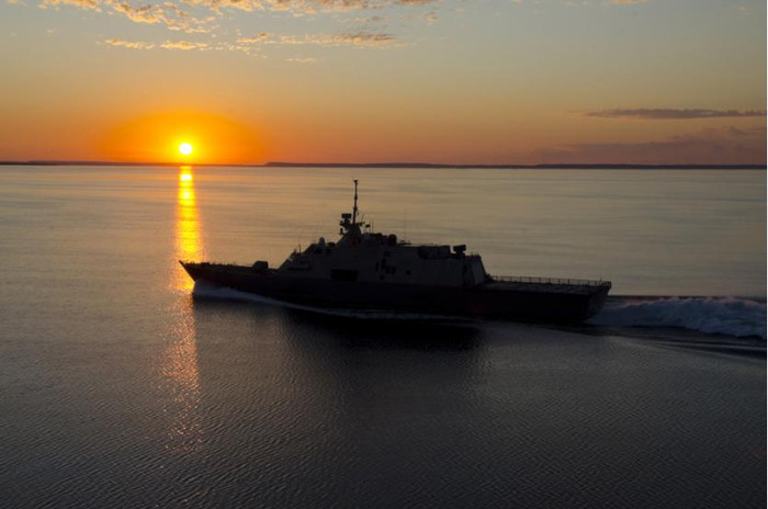 Tàu tuần duyên USS Forth Worth LCS-3 Hải quân Mỹ Tàu tuần duyên USS Forth Worth LCS-3 Hải quân Mỹ