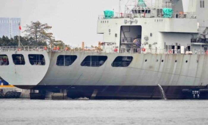 Tàu tiếp tế tổng hợp mới thứ 5 của Trung Quốc (nguồn mạng sina TQ) Tàu tiếp tế tổng hợp mới thứ 5 của Trung Quốc (nguồn mạng sina TQ)