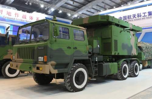 Hệ thống phòng không FD-2000 tại Triển lãm hàng không Chu Hải, Trung Quốc (nguồn mạng sina)