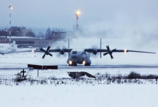 Máy bay vận tải An-22 (nguồn mạng sina TQ)