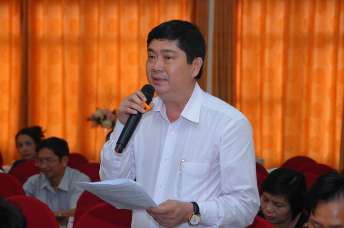 Các nhóm làm việc thảo luận đưa ra các ý kiến trong buổi làm việc