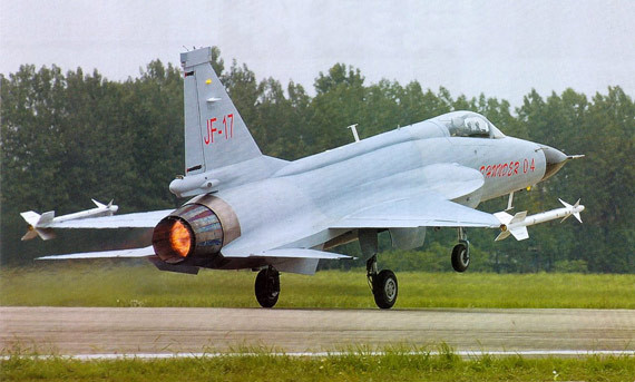 Máy bay chiến đấu JF-17 Thunder (FC-1 Kiêu Long) do Trung Quốc sản xuất. Máy bay chiến đấu JF-17 Thunder (FC-1 Kiêu Long) do Trung Quốc sản xuất.