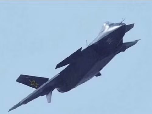 Máy bay chiến đấu tàng hình J-31