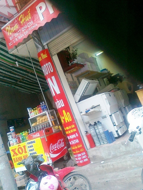 Các quán Photo copy tại đường Trần Đại Nghĩa năm nay hầu như không quán nào bán phao thi. Các quán Photo copy tại đường Trần Đại Nghĩa năm nay hầu như không quán nào bán phao thi.