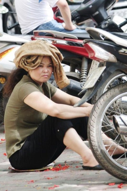 Mong cho con làm bài thật suôn sẻ. Mong cho con làm bài thật suôn sẻ.