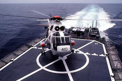 Máy bay trực thăng UH-3H do Mỹ chế tạo.