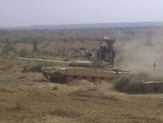 Lực lượng xe tăng Ấn Độ diễn tập. Lực lượng xe tăng Ấn Độ diễn tập.