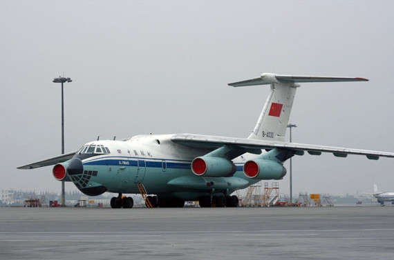 Máy bay vận tải IL-76 của Không quân Trung Quốc, do Nga chế tạo. Máy bay vận tải IL-76 của Không quân Trung Quốc, do Nga chế tạo.
