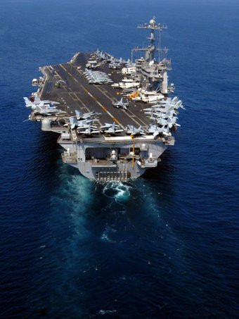 Tàu sân bay John C Stennis (CVN 74) của Hải quân Mỹ. Tàu sân bay John C Stennis (CVN 74) của Hải quân Mỹ.