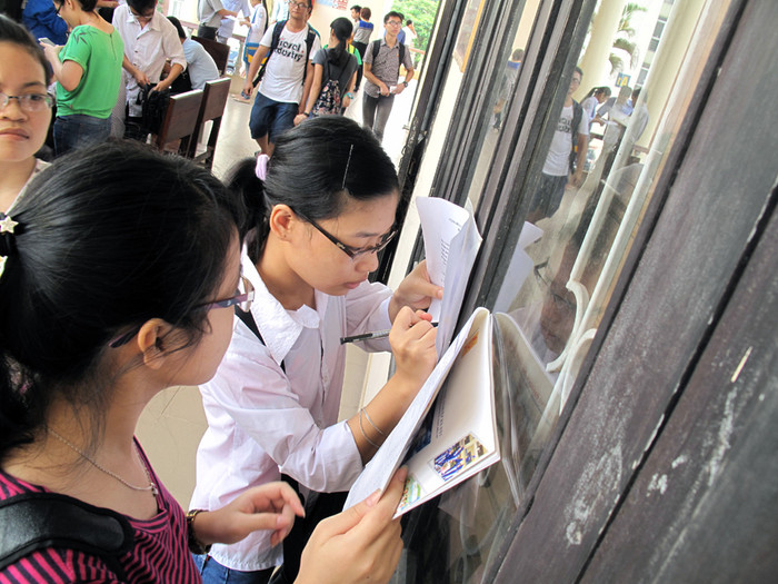 Nhanh chóng hoàn thiện hồ sơ trước khi giờ G khép lại.