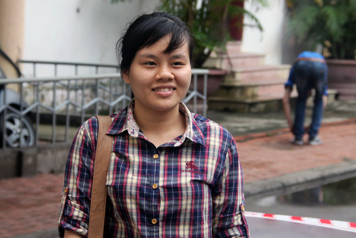 Nguyễn Thị Minh Anh, học sinh lớp 11, Trường THPT chuyên Nguyễn Huệ, Hà Đông (Hà Nội) thi thử để lấy kinh nghiệm. Ảnh Xuân Hải Nguyễn Thị Minh Anh, học sinh lớp 11, Trường THPT chuyên Nguyễn Huệ, Hà Đông (Hà Nội) thi thử để lấy kinh nghiệm. Ảnh Xuân Hải