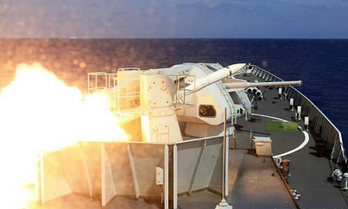 Hải quân Trung Quốc tổ chức diễn tập đối kháng thực binh ở Biển Đông (nguồn mạng sina Trung Quốc ngày 7 tháng 8 năm 2015)