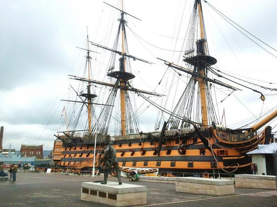 Tàu chỉ huy HMS Victory (mô hình) Hải quân hoàng gia Anh bị chìm ở eo biển Măng-sơ trong lịch sử