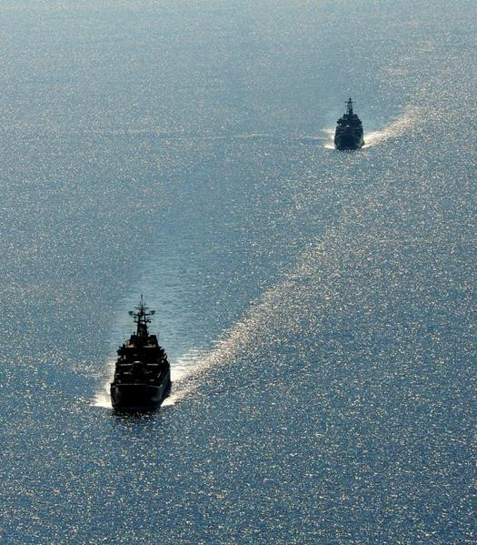 Tháng 5 năm 2015, Hải quân Trung Quốc và Nga tổ chức diễn tập liên hợp trên biển ở Địa Trung Hải