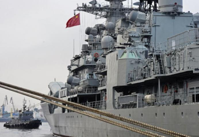 Hạm đội Hải quân Trung Quốc đến Vladivostok để tham gia diễn tập liên hợp với Hải quân Nga (nguồn mạng sina Trung Quốc)