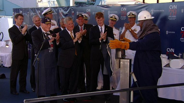 Ngày 22 tháng 8 năm 2015, Mỹ khởi công chế tạo tàu sân bay USS John F. Kennedy CVN 79 Ngày 22 tháng 8 năm 2015, Mỹ khởi công chế tạo tàu sân bay USS John F. Kennedy CVN 79