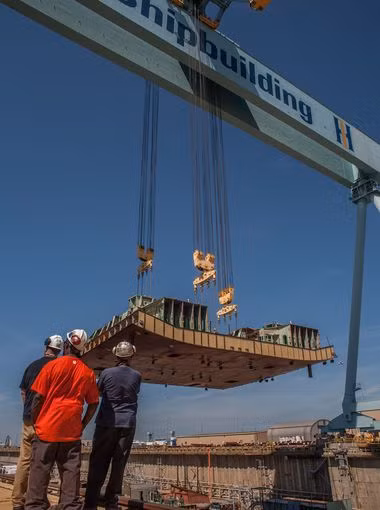 Ngày 22 tháng 8 năm 2015, Mỹ khởi công chế tạo tàu sân bay USS John F. Kennedy CVN 79