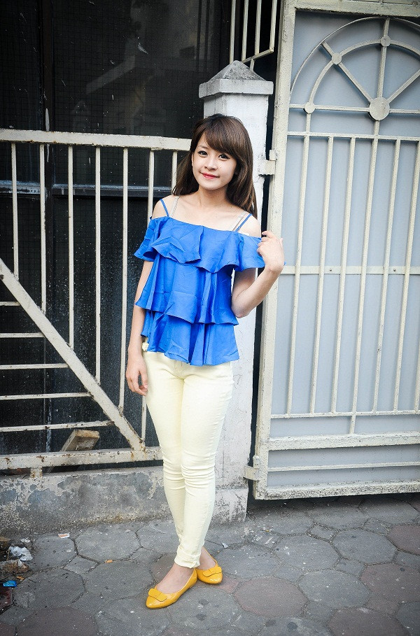 Xem thêm:Phương Trinh diện váy xẻ cao, làm 'lu mờ' Midu / 'Lady' hóa hot girl xinh tươi nhờ thay kiểu tóc Xem thêm:Phương Trinh diện váy xẻ cao, làm 'lu mờ' Midu / 'Lady' hóa hot girl xinh tươi nhờ thay kiểu tóc