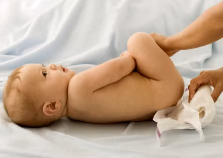 Bệnh tả: Nguyên nhân: Mùa hè thường là mùa cao điểm của bệnh tả, xảy ra cả ở người lớn và trẻ em. Nguyên nhân chủ yếu của bệnh này là do ăn uống mất vệ sinh, không giữ vệ sinh cá nhân.(Ảnh: ITN) Xem thêm: Chùm ảnh: Sự nguy hiểm của việc sâu răng ở trẻ