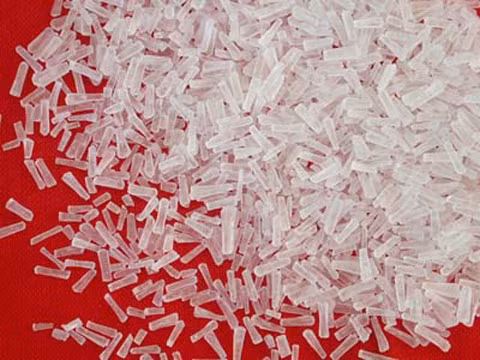 Ngoài ra thai phụ còn nên tránh ăn nhiều mỳ chính. Thành phần chủ yếu của mỳ chính là sodium glutamate, chất kẽm trong máu sau khi kết hợp với chất này thì sẽ đẩy ra ngoài qua đường tiểu tiện. (Ảnh: PNTD) Xem thêm: "Thần dược" quanh ta: Ngô bắp ngon, rẻ và chống ung thư hiệu quả