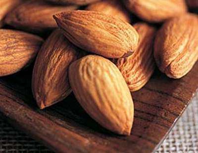 Hạnh nhân.... Hạnh nhân....