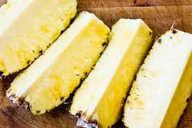 Những người muốn giảm béo cũng nên dùng dứa thường xuyên vì cùng với bưởi, dứa là thực phẩm có tác dụng giảm mỡ trong cơ thể. Xem thêm: Cảnh báo chị,em nội trợ: độc tố nguy hiểm "ẩn mình" trong thực phẩm / Hoa Ngọc Lan - "Thầy thuốc" chữa bệnh hiệu quả, bạn đã biết? Những người muốn giảm béo cũng nên dùng dứa thường xuyên vì cùng với bưởi, dứa là thực phẩm có tác dụng giảm mỡ trong cơ thể. Xem thêm: Cảnh báo chị,em nội trợ: độc tố nguy hiểm "ẩn mình" trong thực phẩm / Hoa Ngọc Lan - "Thầy thuốc" chữa bệnh hiệu quả, bạn đã biết?