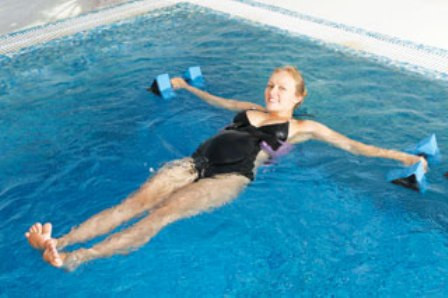 Khi bơi, cơ thể bạn sẽ điều hòa, nhịp tim tăng lên và an toàn cho các mạch máu. Xem thêm: Điểm danh các loại củ quả ăn nhiều dễ nhiễm độc Khi bơi, cơ thể bạn sẽ điều hòa, nhịp tim tăng lên và an toàn cho các mạch máu. Xem thêm: Điểm danh các loại củ quả ăn nhiều dễ nhiễm độc