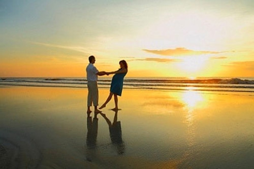 Khiêu vũ: Bạn có thể thực hiện tại nhà hoặc tại phòng tập trong những lớp học đặc biệt dành cho phụ nữ có thai. Tránh các động tác quay tròn, đứng lên ngồi xuống, nhảy mạnh. Xem thêm: Điểm danh các loại củ quả ăn nhiều dễ nhiễm độc Khiêu vũ: Bạn có thể thực hiện tại nhà hoặc tại phòng tập trong những lớp học đặc biệt dành cho phụ nữ có thai. Tránh các động tác quay tròn, đứng lên ngồi xuống, nhảy mạnh. Xem thêm: Điểm danh các loại củ quả ăn nhiều dễ nhiễm độc