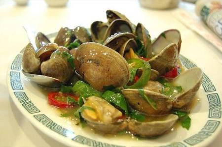 Có nhiều nguyên nhân gây rối loạn TTL, nhưng quan trọng nhất và thường gặp nhất là do thiếu kẽm trong khẩu phần ăn uống hằng ngày. Mà kẽm lại có nhiều nhất trong nghêu, sò, ốc, hến, tôm, cua... Bởi vậy, lời khuyên của cổ nhân không phải là không có lý. Xem thêm: Ăn những thực phẩm này, coi chừng bị "tẩy chay" vì... hôi miệng Có nhiều nguyên nhân gây rối loạn TTL, nhưng quan trọng nhất và thường gặp nhất là do thiếu kẽm trong khẩu phần ăn uống hằng ngày. Mà kẽm lại có nhiều nhất trong nghêu, sò, ốc, hến, tôm, cua... Bởi vậy, lời khuyên của cổ nhân không phải là không có lý. Xem thêm: Ăn những thực phẩm này, coi chừng bị "tẩy chay" vì... hôi miệng