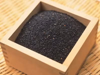 Với thể thận hư nên dùng củ mài, vừng đen, trứng gà, sữa bò, cá chép, đậu đỏ, nước mía, trai, sò, ốc, hến... Người ta nhận thấy, 70% tổng số lượng kẽm trong cơ thể được tập trung tại TTL. Xem thêm: Ăn những thực phẩm này, coi chừng bị "tẩy chay" vì... hôi miệng