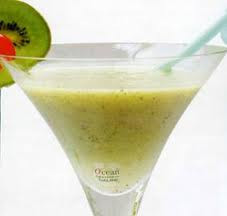 Nước ép khoai tây có chứa carbohydrates, protide, chất béo, chất khoáng, vitamin. Nó được chỉ định trong viêm dạ dày, dạ dày và tá tràng, tiểu đường, lithiasis mật, táo bón. (Ảnh: IN) Xem thêm: Những "thực phẩm vàng" giúp chị em tươi trẻ, phòng ngừa bệnh phụ nữ/ Dứa: ngon, rẻ, giàu vitamin C, chất xơ...tốt cho bé và cả ông bà Nước ép khoai tây có chứa carbohydrates, protide, chất béo, chất khoáng, vitamin. Nó được chỉ định trong viêm dạ dày, dạ dày và tá tràng, tiểu đường, lithiasis mật, táo bón. (Ảnh: IN) Xem thêm: Những "thực phẩm vàng" giúp chị em tươi trẻ, phòng ngừa bệnh phụ nữ/ Dứa: ngon, rẻ, giàu vitamin C, chất xơ...tốt cho bé và cả ông bà