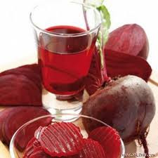 Củ cải đường có chứa đường, muối khoáng, vitamin A, B, C, PP. Nước ép củ cải đường có thể làm mới, nuôi dưỡng và tăng năng lượng cho cơ thể bạn. Bạn nên dùng nó nếu đang ở tình trạng thiếu máu, bệnh lao và ngay cả bệnh ung thư. (Ảnh: IN) Xem thêm: Những "thực phẩm vàng" giúp chị em tươi trẻ, phòng ngừa bệnh phụ nữ/ Dứa: ngon, rẻ, giàu vitamin C, chất xơ...tốt cho bé và cả ông bà Củ cải đường có chứa đường, muối khoáng, vitamin A, B, C, PP. Nước ép củ cải đường có thể làm mới, nuôi dưỡng và tăng năng lượng cho cơ thể bạn. Bạn nên dùng nó nếu đang ở tình trạng thiếu máu, bệnh lao và ngay cả bệnh ung thư. (Ảnh: IN) Xem thêm: Những "thực phẩm vàng" giúp chị em tươi trẻ, phòng ngừa bệnh phụ nữ/ Dứa: ngon, rẻ, giàu vitamin C, chất xơ...tốt cho bé và cả ông bà