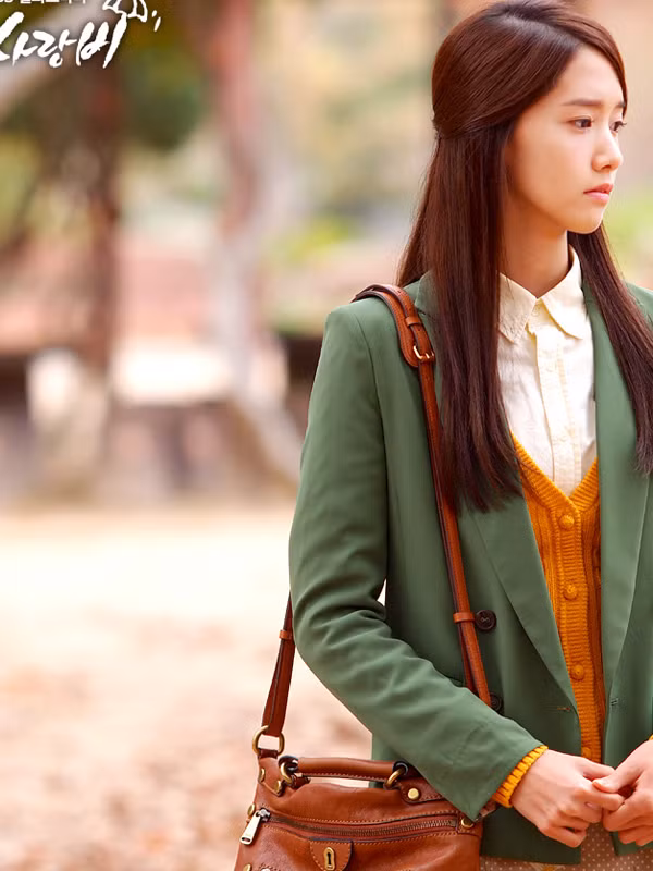 Làm sao các chàng trai có thể cầm lòng trước thiếu nữ xinh đẹp và dịu dàng như nắng mai thế này? (Ảnh HB) Xem thêm: Cơn sốt 'thiên sứ 9X': Đẹp như mỹ nhân cổ trang Trung Hoa