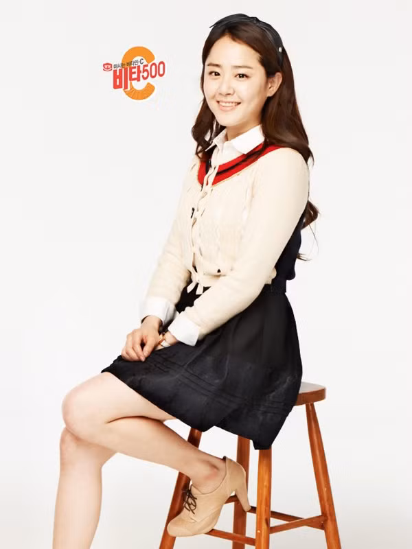 Moon Geun Young thơ ngây, hồn nhiên của "Trái tim mùa thu" trước kia đã biến mất... (Ảnh HB) Xem thêm: Cơn sốt 'thiên sứ 9X': Đẹp như mỹ nhân cổ trang Trung Hoa