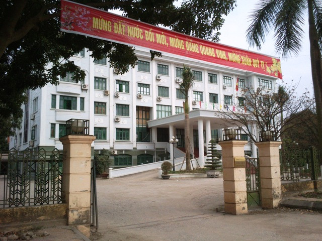 Đến giờ này, Sở GD&ĐT Vĩnh Phúc vẫn cho rằng mình làm đúng Nghị định! Ảnh Xuân Trung Đến giờ này, Sở GD&ĐT Vĩnh Phúc vẫn cho rằng mình làm đúng Nghị định! Ảnh Xuân Trung
