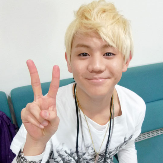 Yang Yoseob (BEAST) cũng đáng yêu không kém.