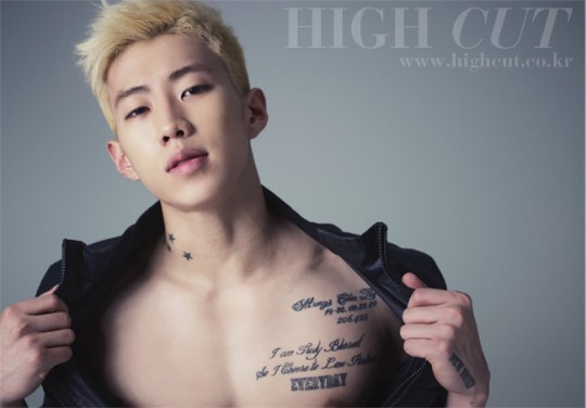 Jay Park quyến rũ nam tính với mái tóc cắt tỉa khá ngầu.