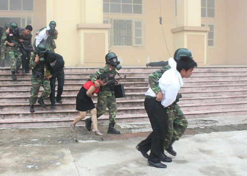 Giải cứu con tin Giải cứu con tin