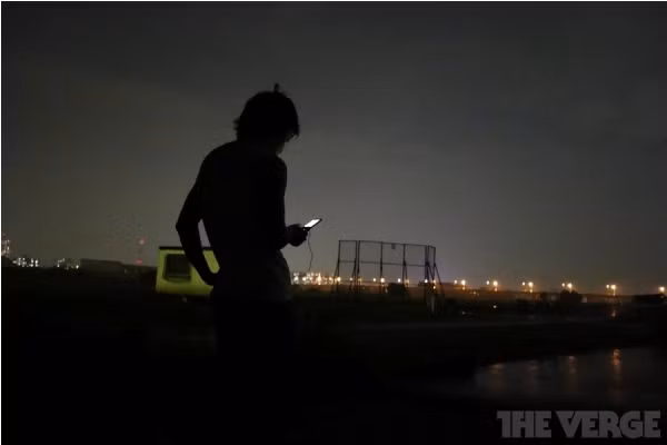 Chất lượng ảnh:Ảnh chụp tối khá tốt, rất ít sạn.