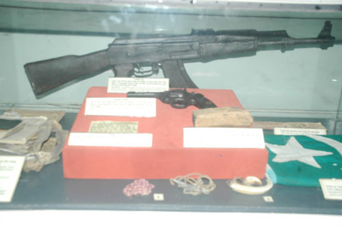 Một số vũ khí do lực lượng công an sử dụng trong thời kỳ 1954 – 1975. Một số vũ khí do lực lượng công an sử dụng trong thời kỳ 1954 – 1975.