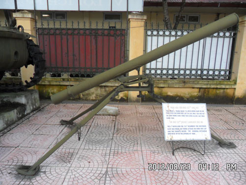 Pháo hỏa tiễn ĐKB 122. Pháo hỏa tiễn ĐKB 122.
