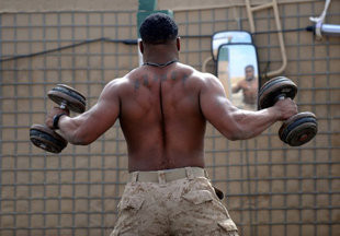 Tập tạ giúp giảm nguy cơ tiểu đường tuýp 2 - Ảnh: AFP Tập tạ giúp giảm nguy cơ tiểu đường tuýp 2 - Ảnh: AFP